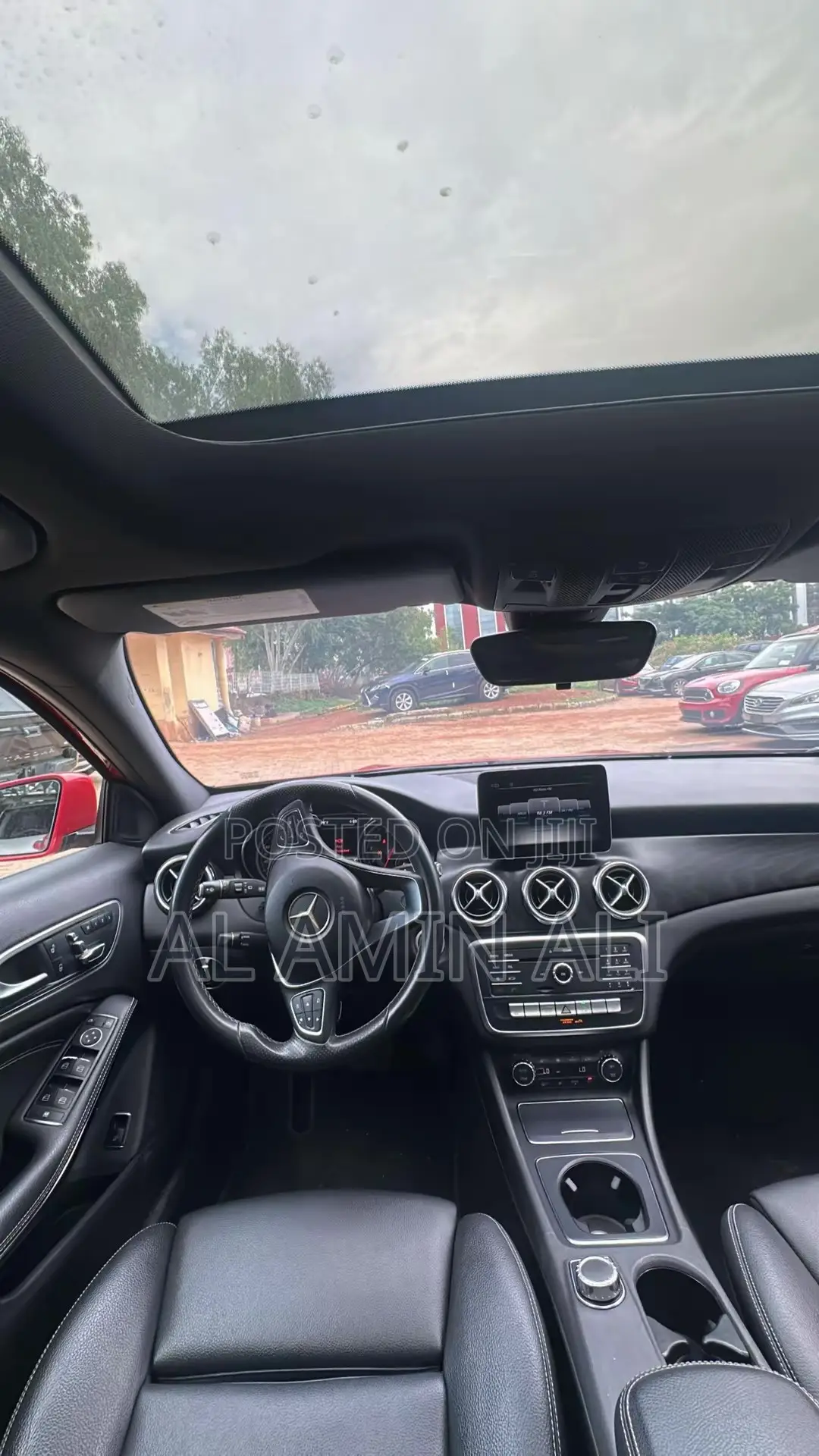 Mercedes-Benz GLA 250 2015 Red