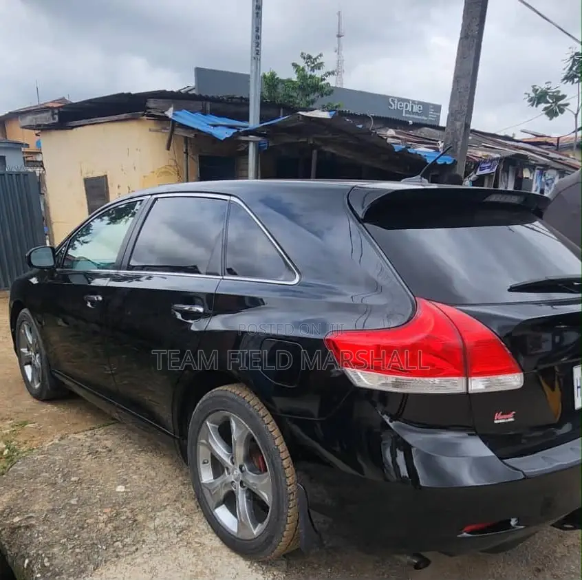 Toyota Venza Limited 2010 Black