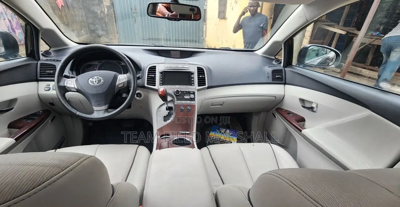 Toyota Venza Limited 2010 Black