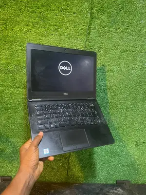 Laptop Dell Latitude E7270 8GB Intel Core i7 SSD 256GB