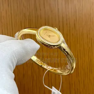 Cartier Quality Luxury Ladies Chain Strap Stone Head Wristwatch