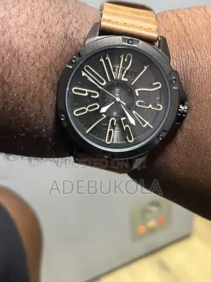 Men Wristwatch