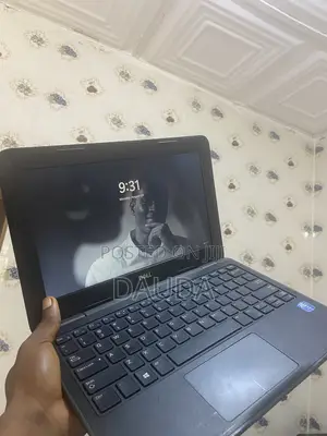 Laptop Dell Latitude 3190 4GB Intel SSD 128GB