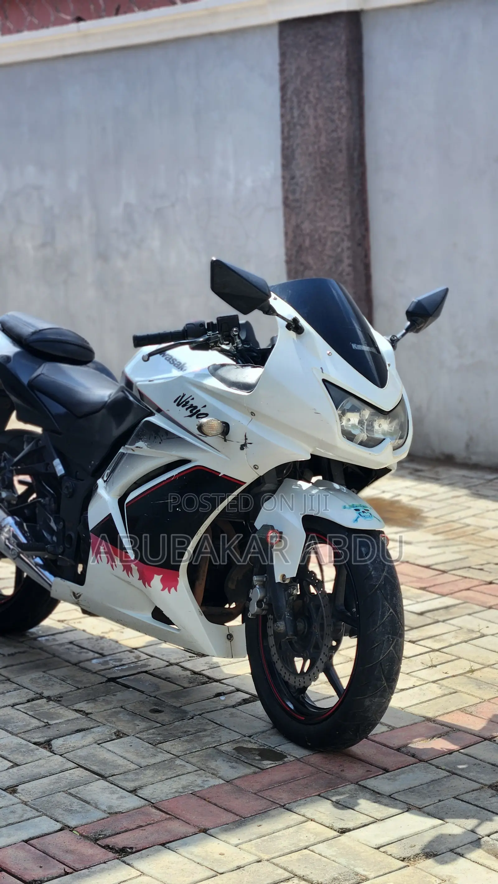 Kawasaki EX250 2012 White
