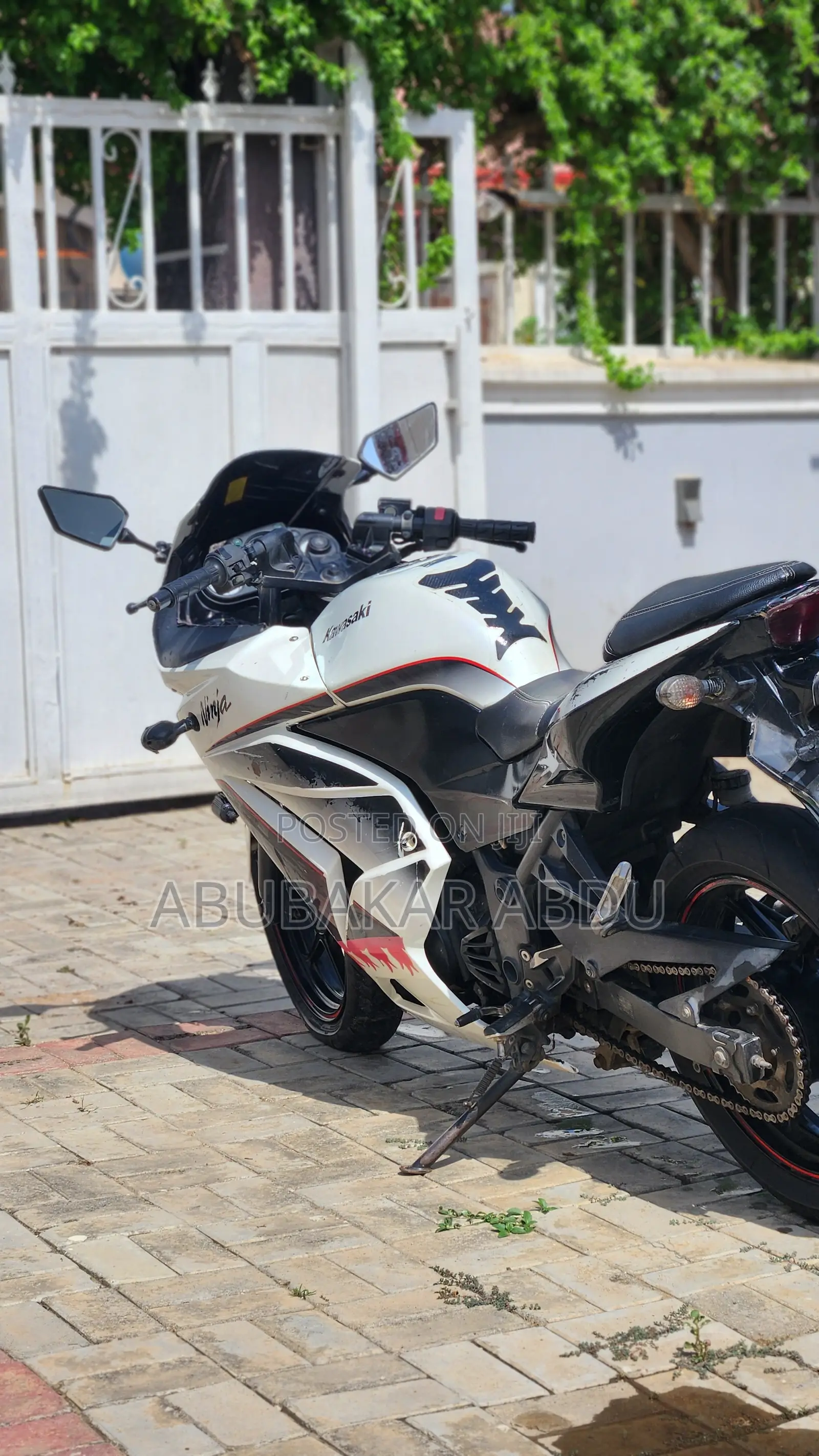 Kawasaki EX250 2012 White