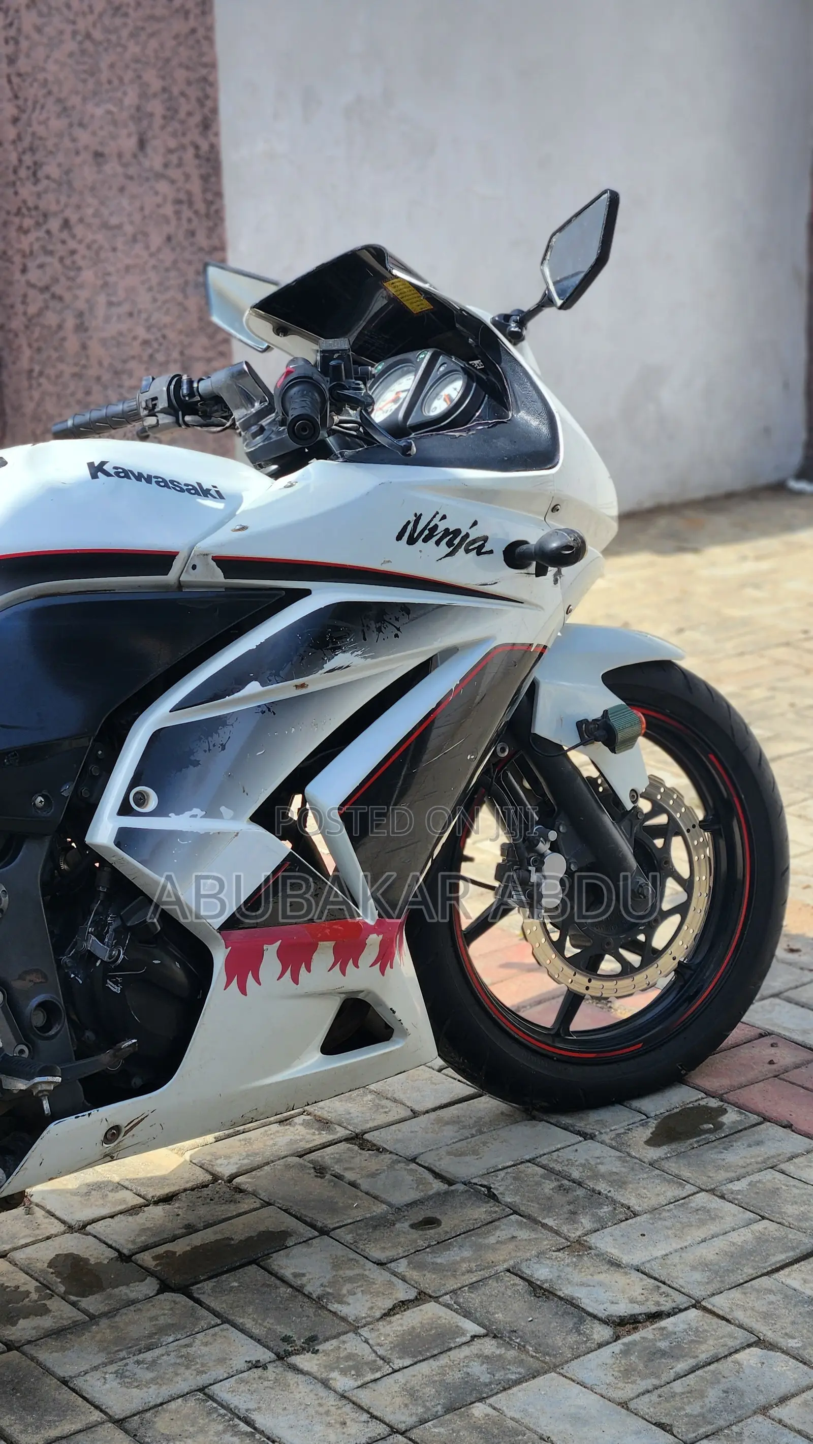 Kawasaki EX250 2012 White