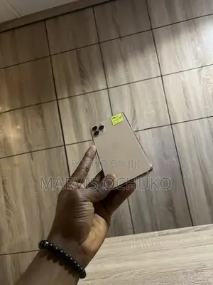 Apple iPhone 11 Pro Max 64 GB Gold