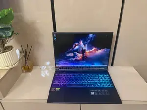 Laptop Acer Nitro V 16S 16GB AMD Ryzen 7 SSD 1T