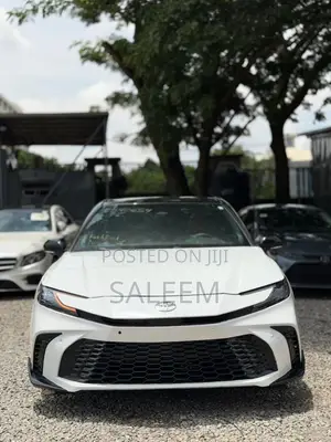 Toyota Camry XSE 2025 White