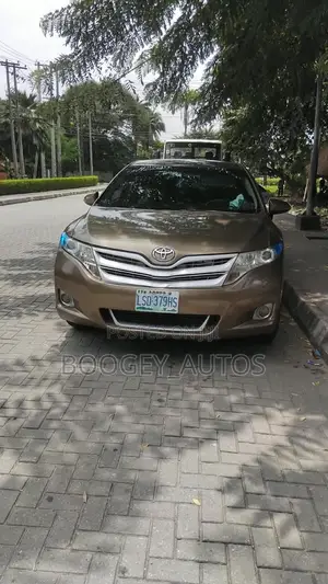Toyota Venza 2012 Brown