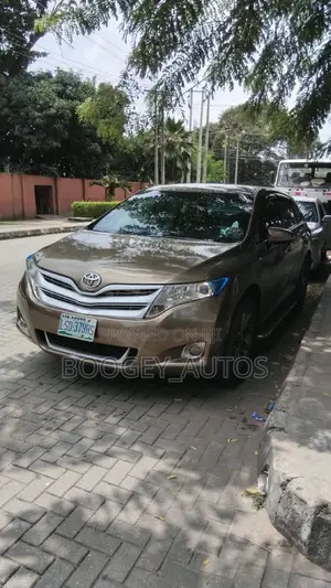 Toyota Venza 2012 Brown