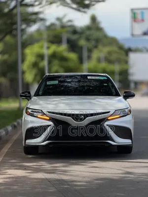 Toyota Camry 2021 White