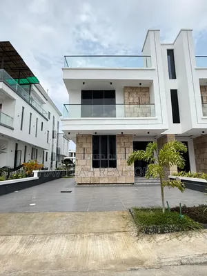 5bdrm Duplex in Ikate for sale