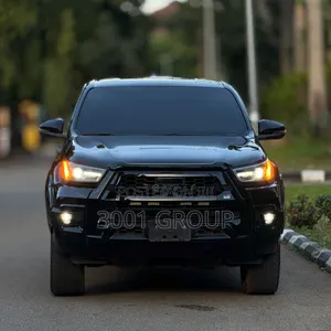 Toyota Hilux 2023 Black