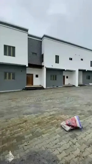 3bdrm Duplex in Sabon Lugbe for sale