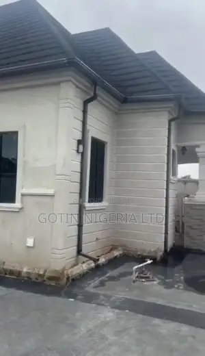 3bdrm Bungalow in Benin City for sale