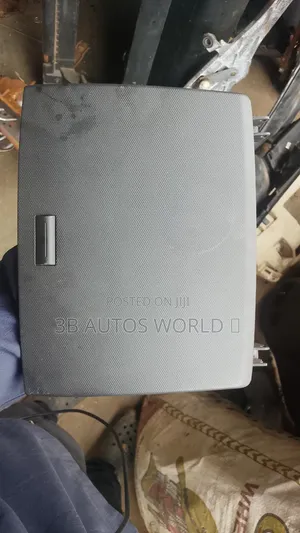 Dashboard Top Save Cover Corolla Verso 05