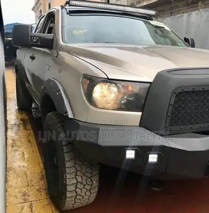 Toyota Tundra Limited Crew Max 4x4 2007 Brown