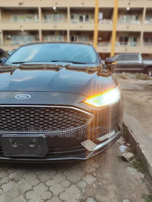 Ford Fusion Platinum FWD 2017 Black