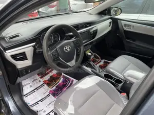 Toyota Corolla LE 4dr Sedan (1.8L 4cyl CVT) 2015 Gray