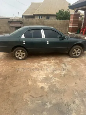 Toyota Camry Automatic 1999 Green