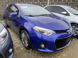 Toyota Corolla S 4dr Sedan (1.8L 4cyl CVT) 2015 Blue