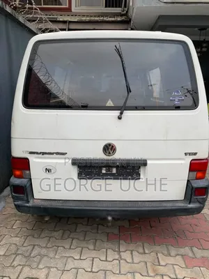 Volkswagen Transporter 2005 White