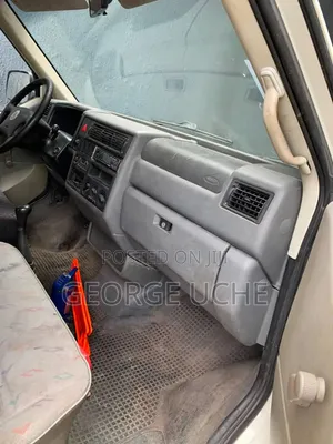 Volkswagen Transporter 2005 White