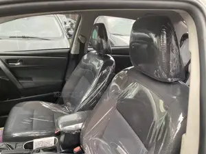 Toyota Corolla LE (1.8L 4cyl 2A) 2018 Brown
