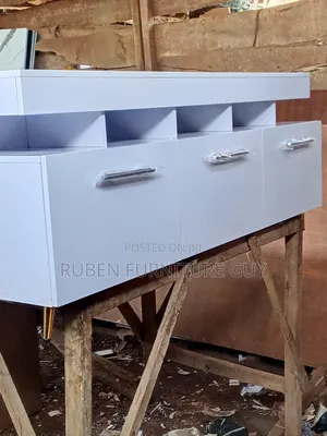TV Stand Is Available for Pickup  Payment on Deliver