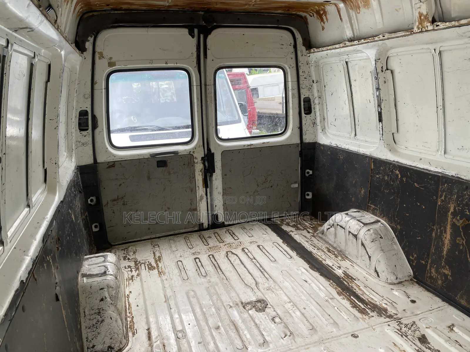Ford Transit 2002 White