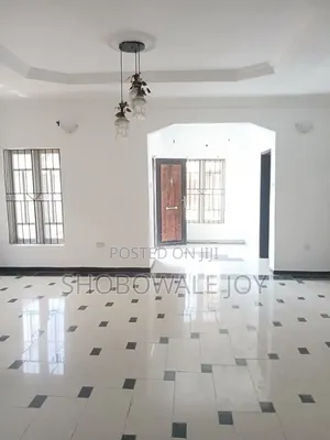 5bdrm Duplex in Ologolo for rent