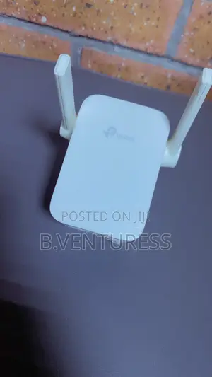 TP-Link TL-WA855RE 300Mbps Wi-Fi Range Extende