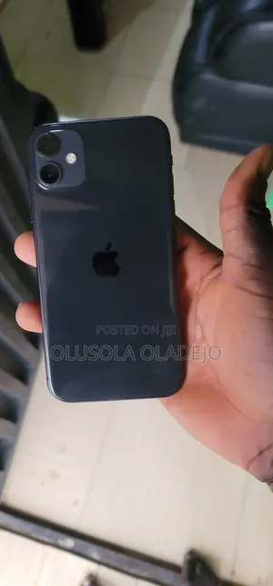 Apple iPhone 11 64 GB Black