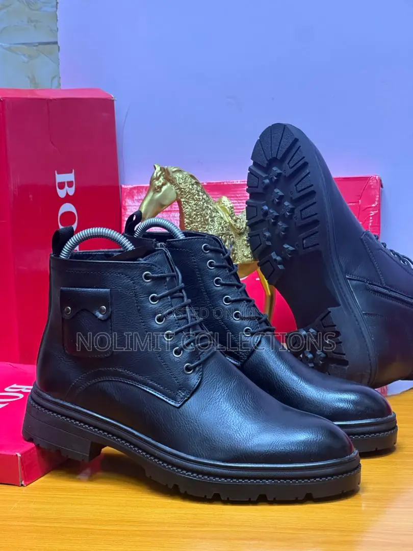 Bold Men's Lace Up Leather Ankle Boots