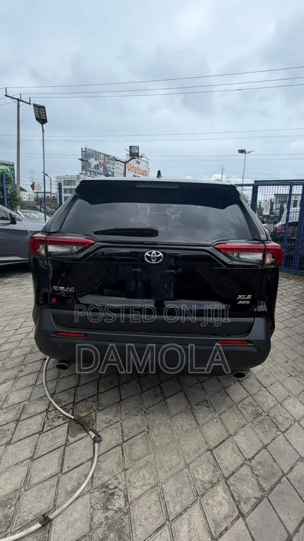Toyota RAV4 2024 Black