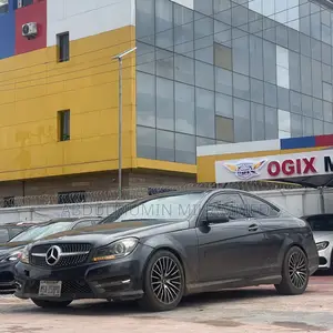 Mercedes-Benz C300 2012 Gray