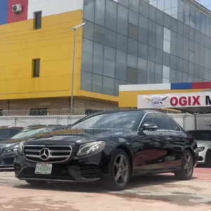 Mercedes-Benz E300 2016 Black