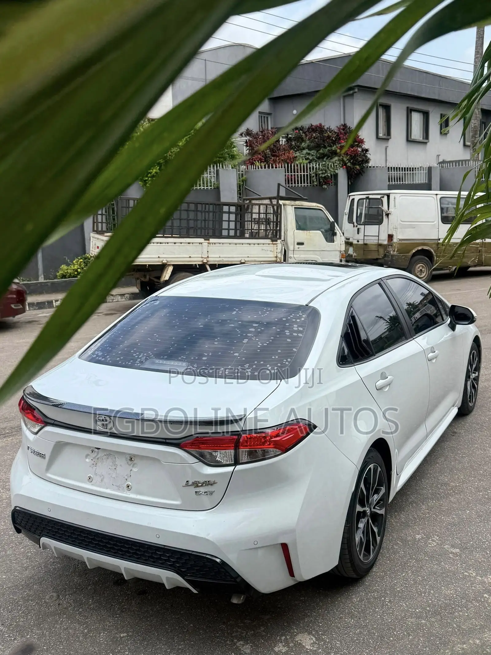 Toyota Corolla SE 2020 White