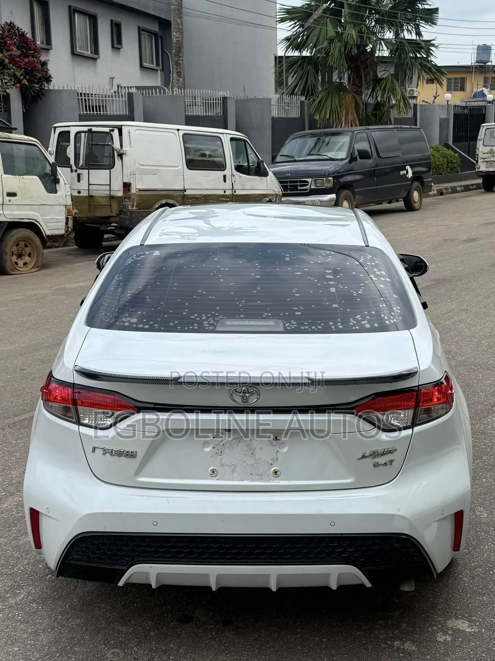 Toyota Corolla SE 2020 White