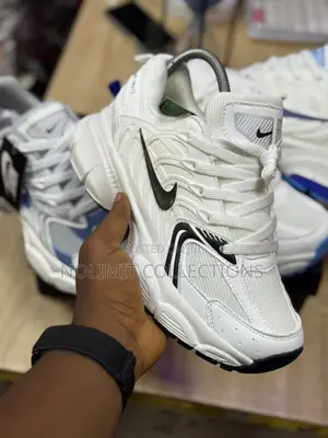 Nike Runner Trendy Sneakers