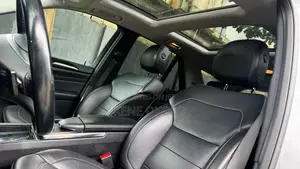 Mercedes-Benz M Class ML350 4MATIC 4dr SUV AWD (3.5L 6cyl 7A) 2014