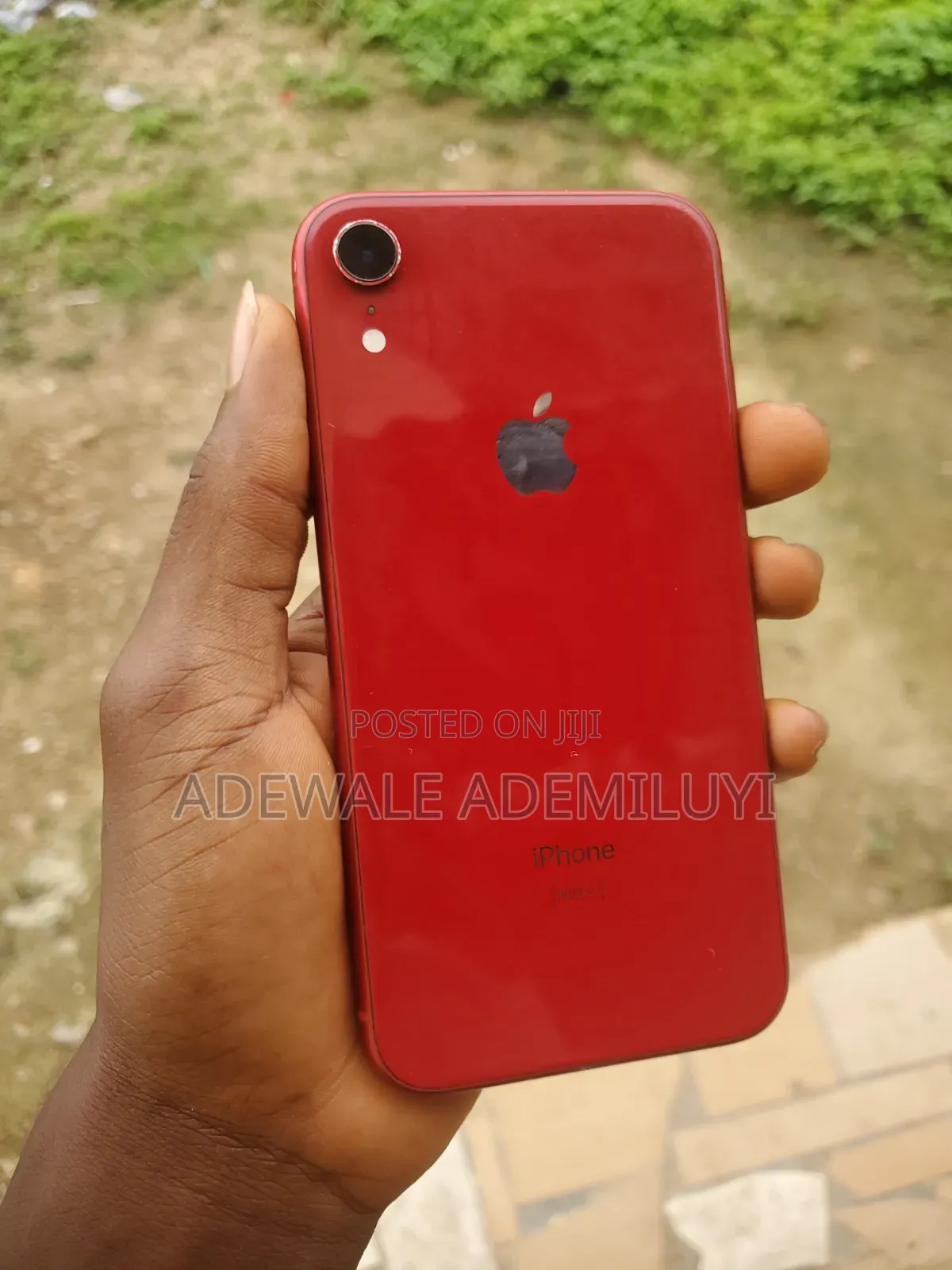 Apple iPhone XR 64 GB Red