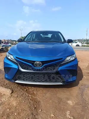 Toyota Camry XSE FWD (2.5L 4cyl 8AM) 2018 Blue