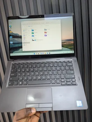 Laptop Dell Latitude 5300 2-in-1 8GB Intel Core i7 SSD 256GB