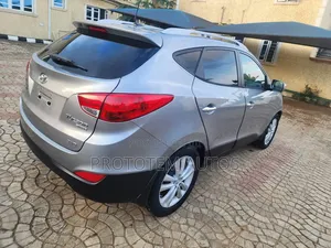Hyundai Tucson Limited AWD 2013 Blue