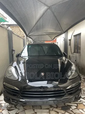 Porsche Cayenne 2014 Black