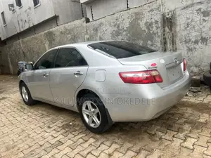 Toyota Camry 2009 Silver