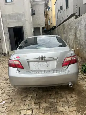 Toyota Camry 2009 Silver