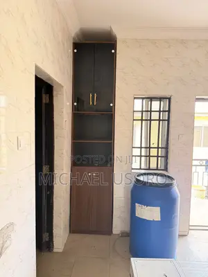 Kitchen Cabinets With Glass (HDF)